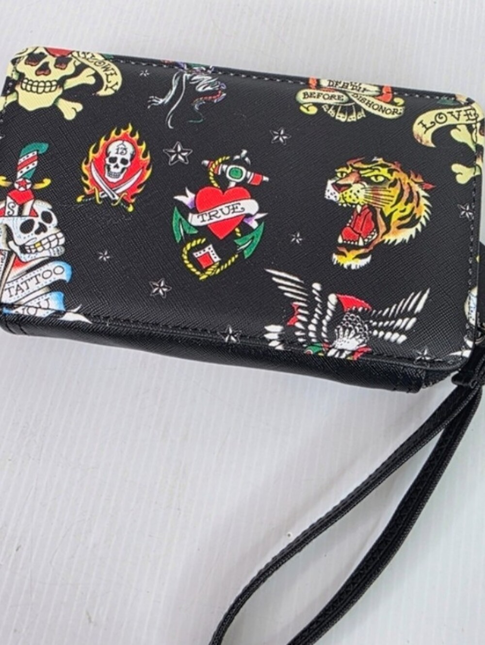 Ed Hardy Black Tattoo Print Wristlet Wallet - Picture 2 of 4